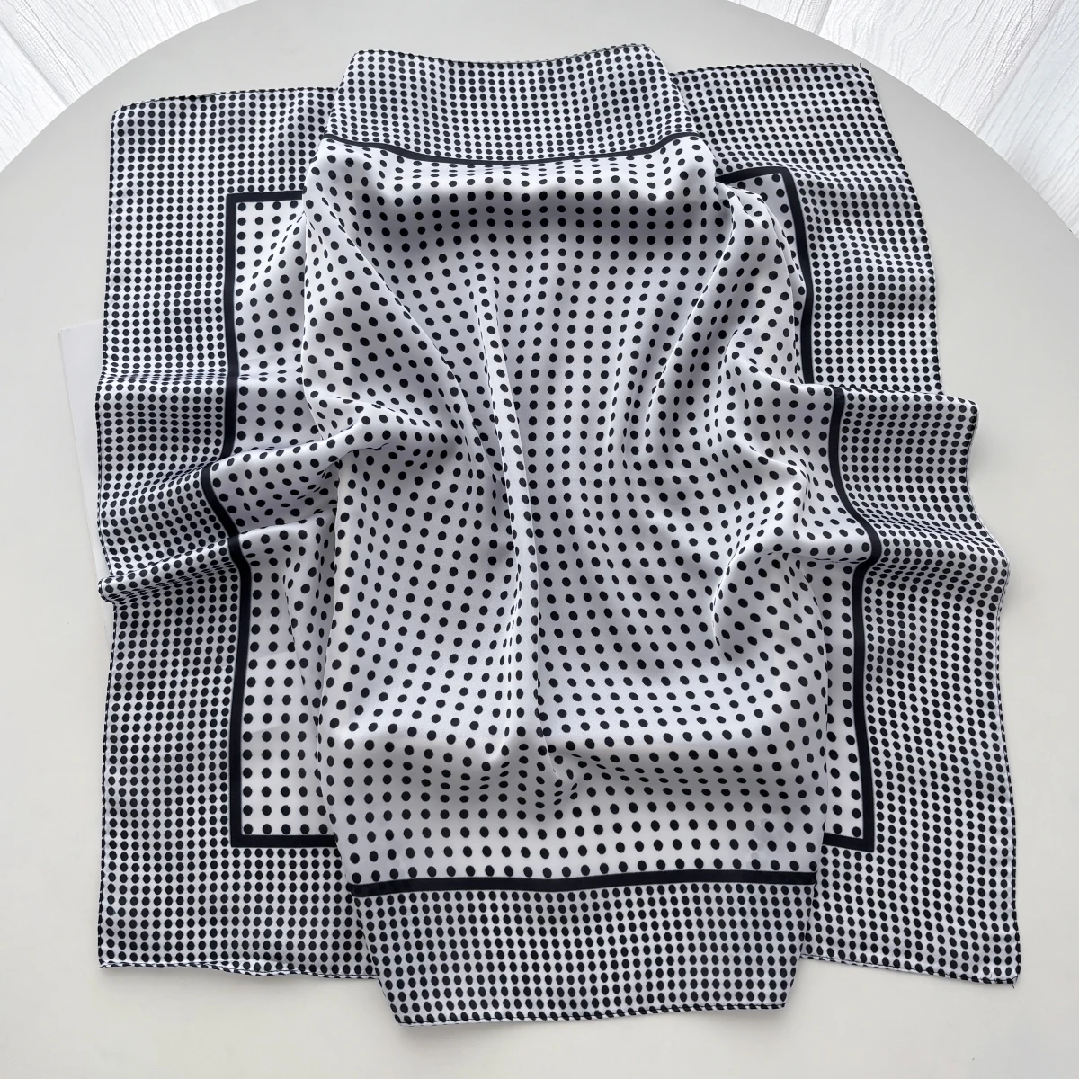 Women Elegant Soft Satin Squar - đánh giá và giá Face Scarf Mask