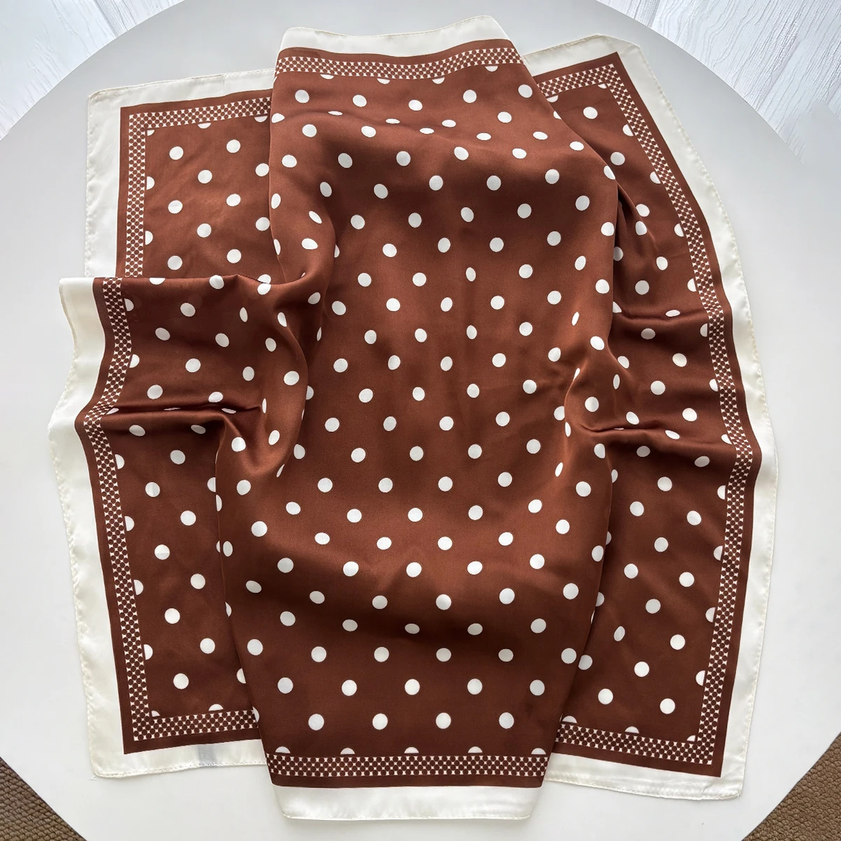 Women Elegant Soft Satin Squar - đánh giá và giá Face Scarf Mask