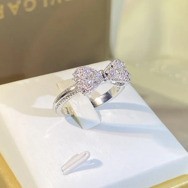 Nhẫn Nơ Sang Trọng Đính Đá CZ  - đánh giá và giá Tie Clip Silver